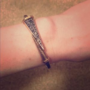 Chloe & ISABEL Bracelet! Gorgeous gold/silver mix